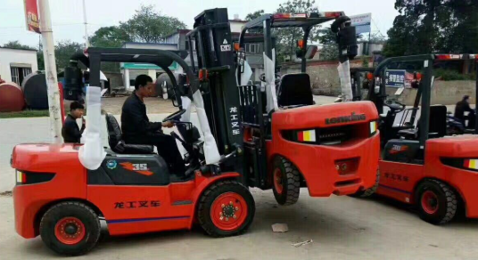 北京艺术传媒职业学院叉车出租